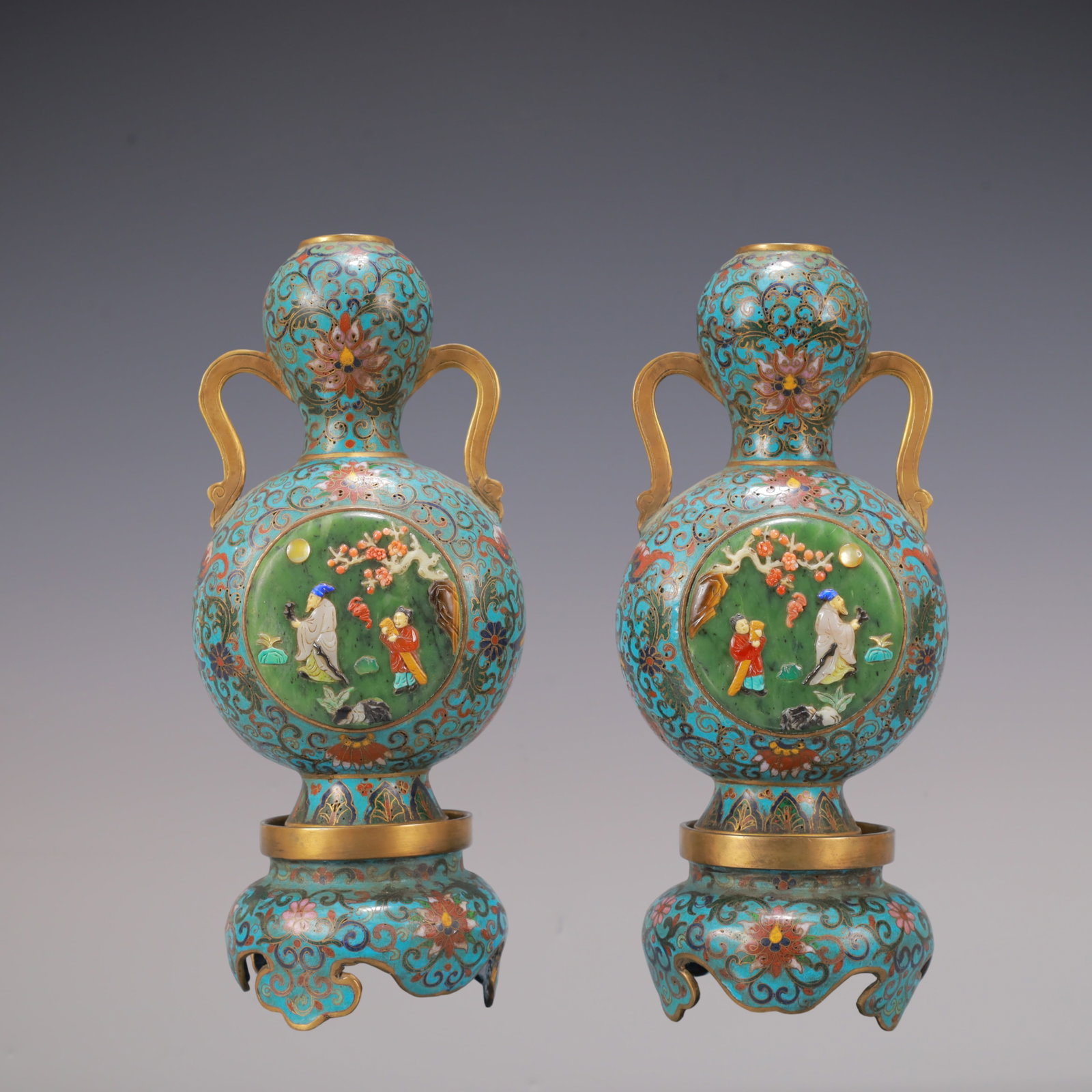 A Exquisite A pair of Cloisonne Lotus Pattern Character and Story Pattern Double-Ears Vase: A Exquisite A pair of Cloisonne Lotus Pattern Character and Story Pattern Double-Ears Vase Qing Dynasty, China Qianlong Four-character Mark Size:9.3inx3.9in Weight:1850g一对景泰