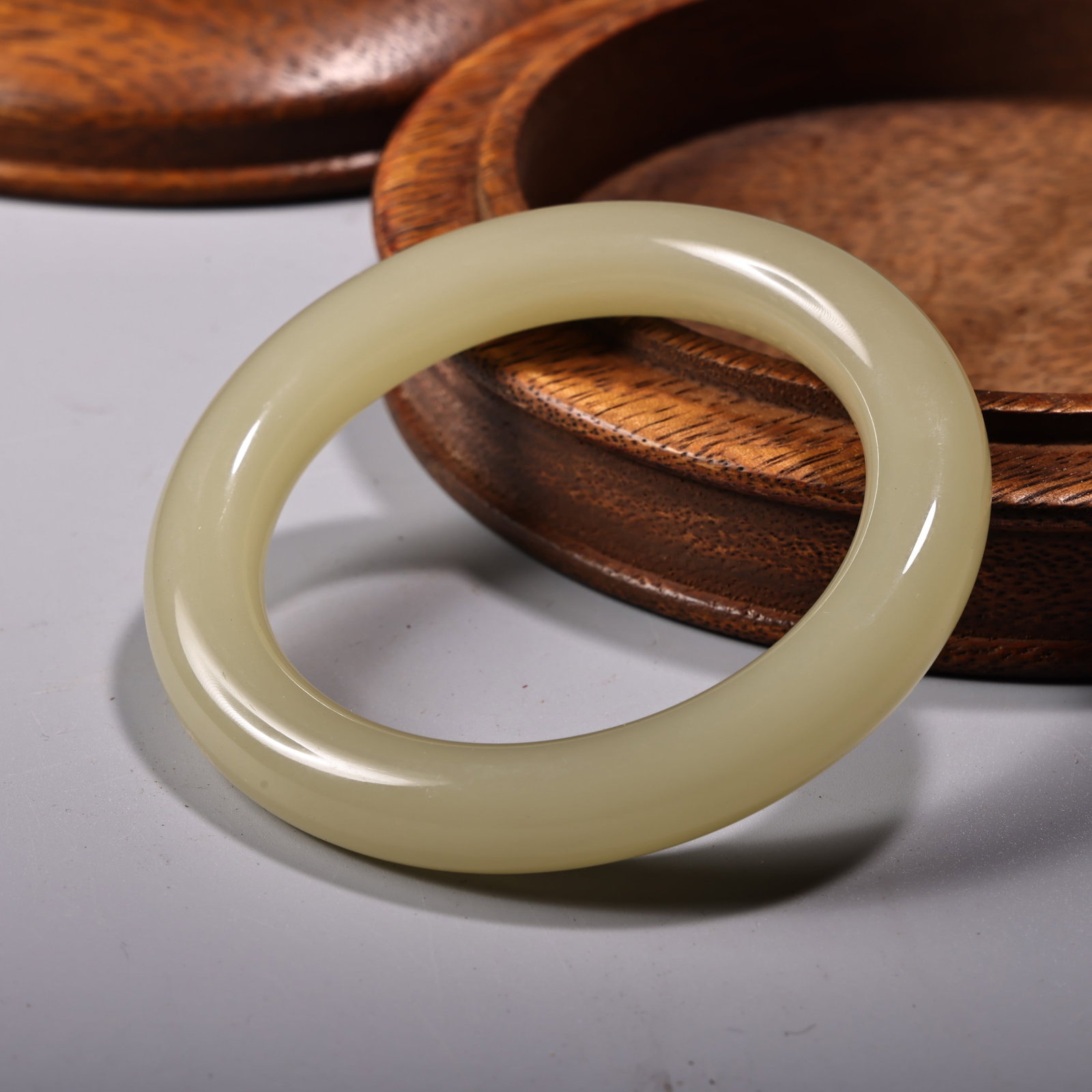 An Exquisite White Jade Bracelets - 5
