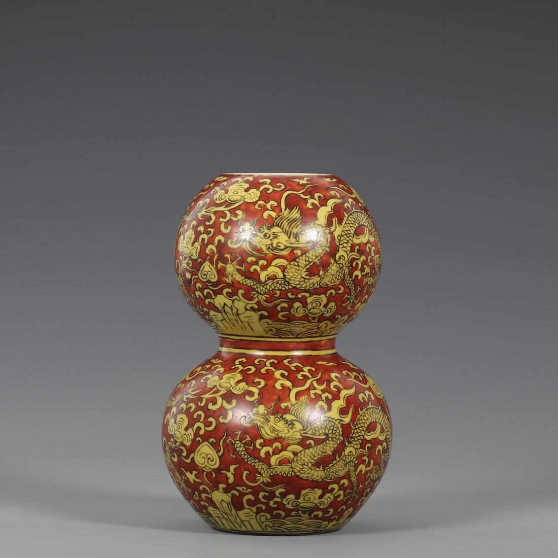 An Exquisite Red Ground Yellow Color Dragon Pattern Gourd Vase: An Exquisite Red Ground Yellow Color Dragon Pattern Gourd Vase,Ming Dynasty,China,Jiajing Six-character
