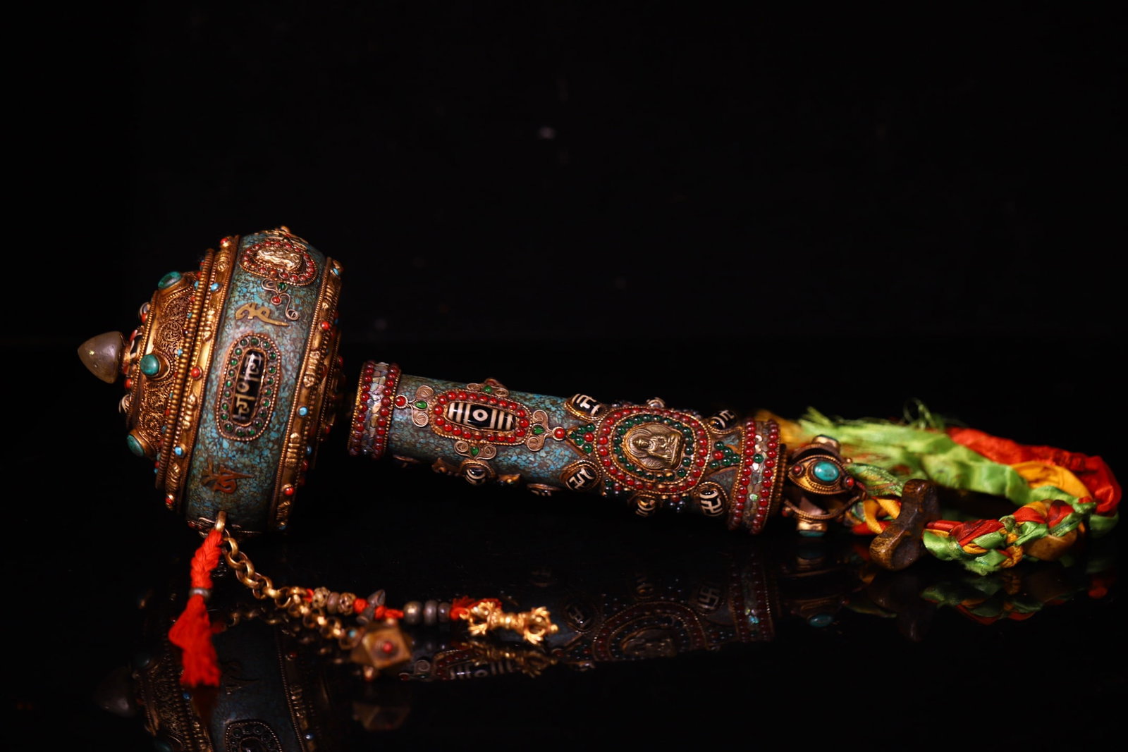 A Rare Silver Inlaid Dzi Bead and Gems Ornament,With Scriptures: A Rare Silver Inlaid Dzi Bead and Gems Ornament,With Scriptures,Qing Dynasty,China,Size:13.8inx5.1in,Weight:1550g银镶天珠和宝石摆件,带ಮ