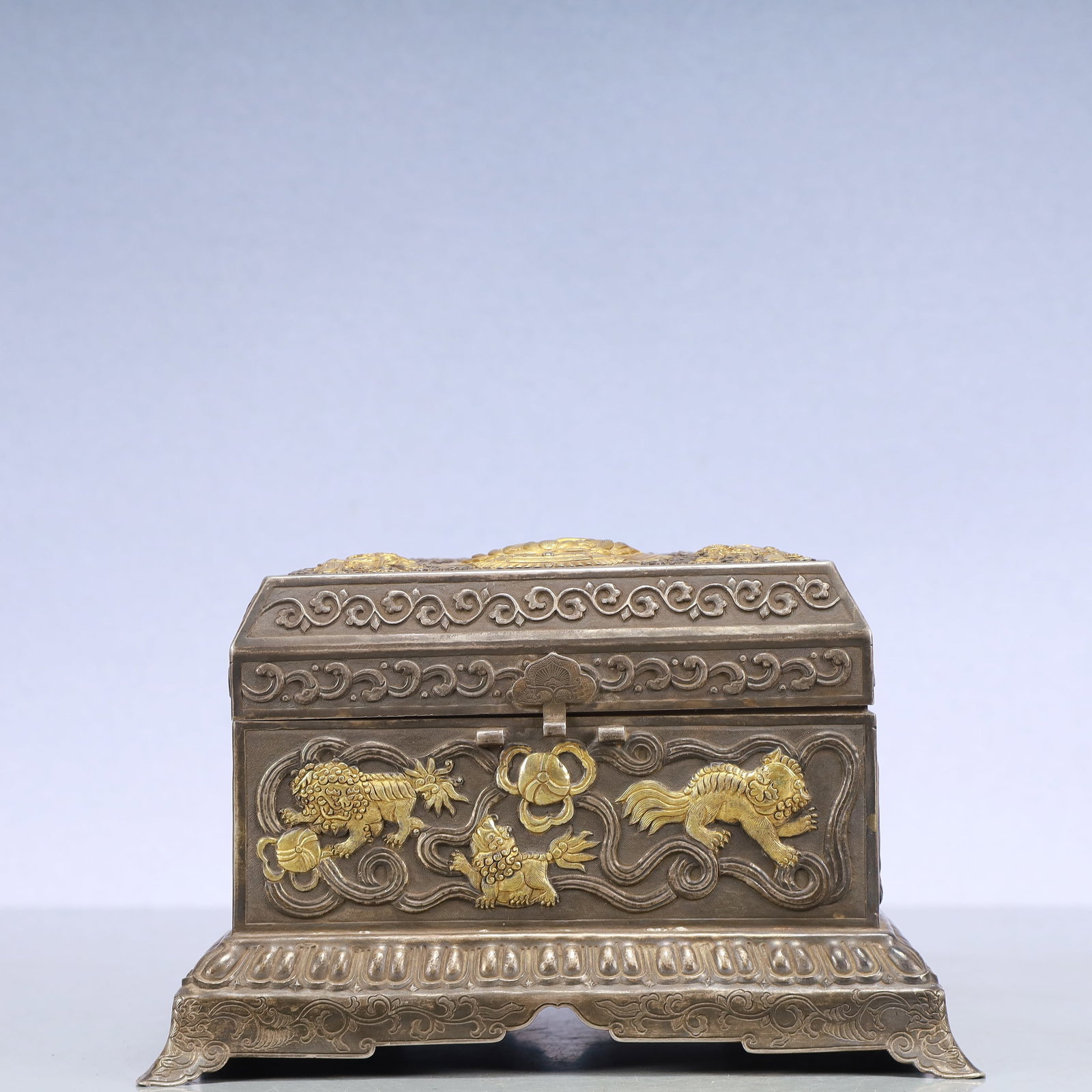 A Exquisite Gilt Silver Buddha statue Pattern with poem Box (1 of 9)