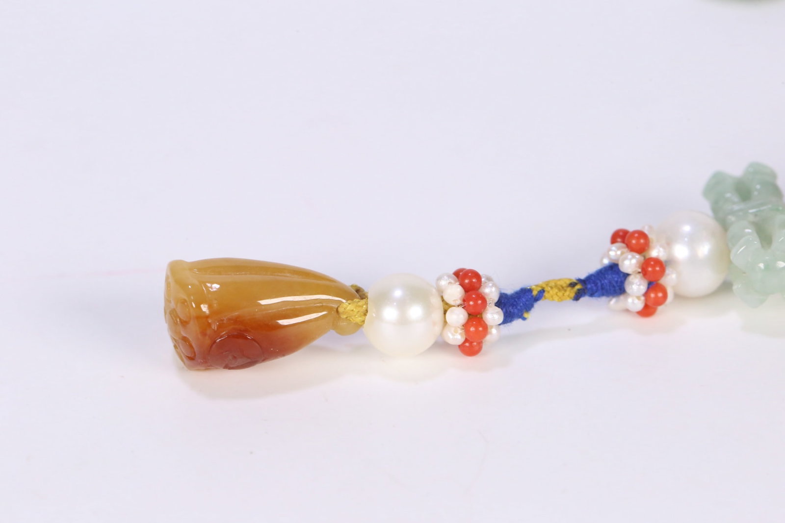 An Exquisite Crystal Bracelets - 9