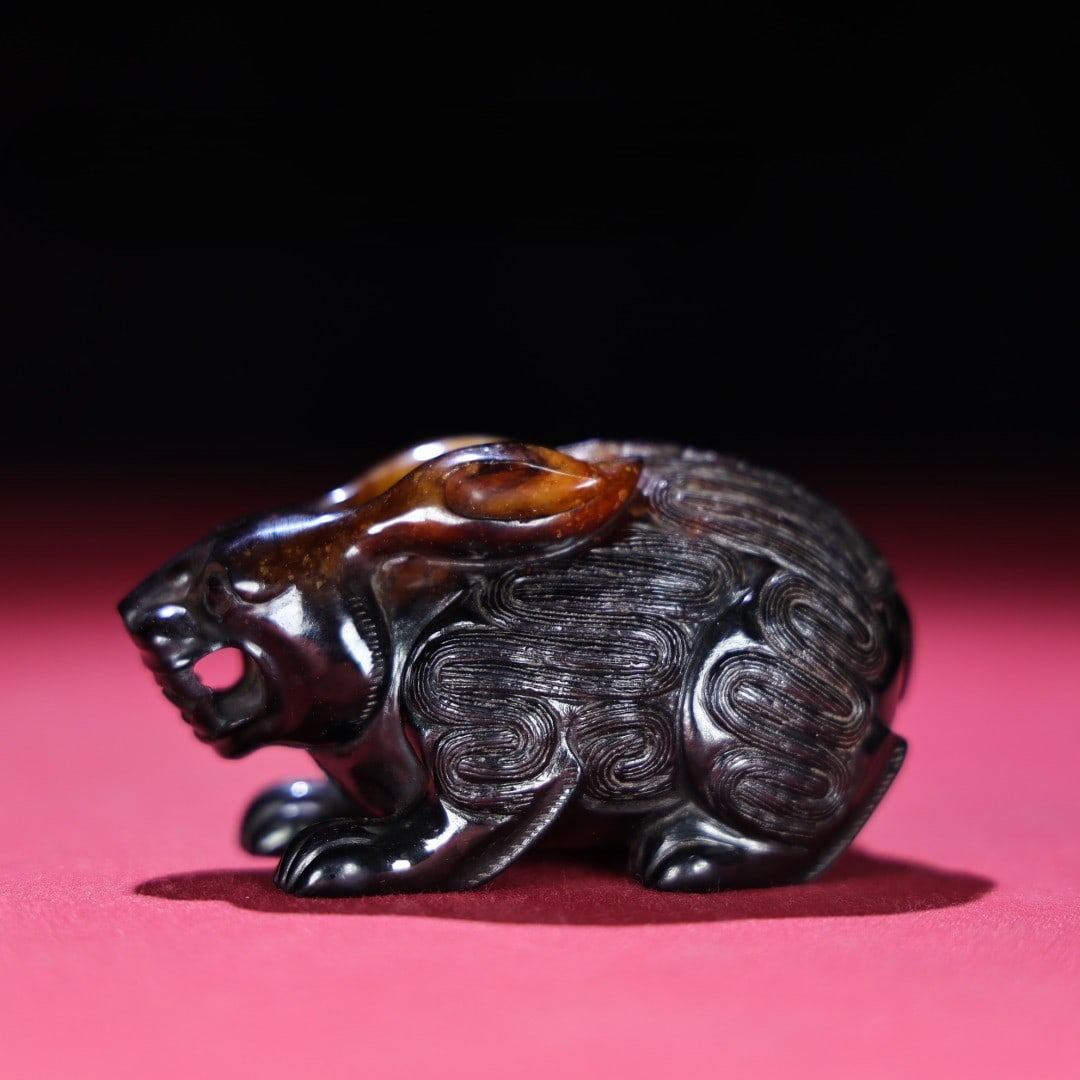 An Exquisite White Jade Rabbit Hand Piece: An Exquisite White Jade Rabbit Hand Piece,Qing