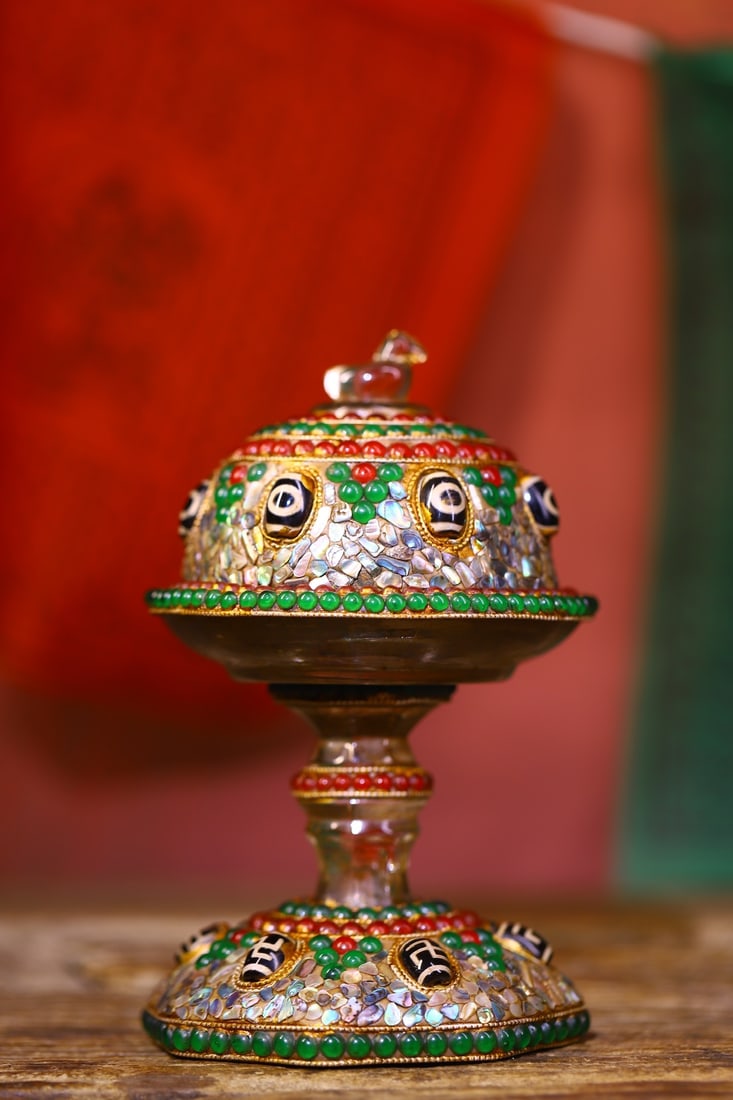 An Exquisite Crystal Inlaid Dzi Bead and Gems Stem Jar (1 of 9)