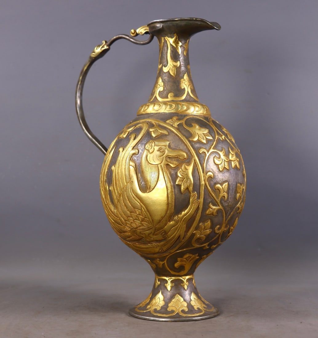An Exquisite Gilt Bronze Phoenix Pattern Ewer - 4