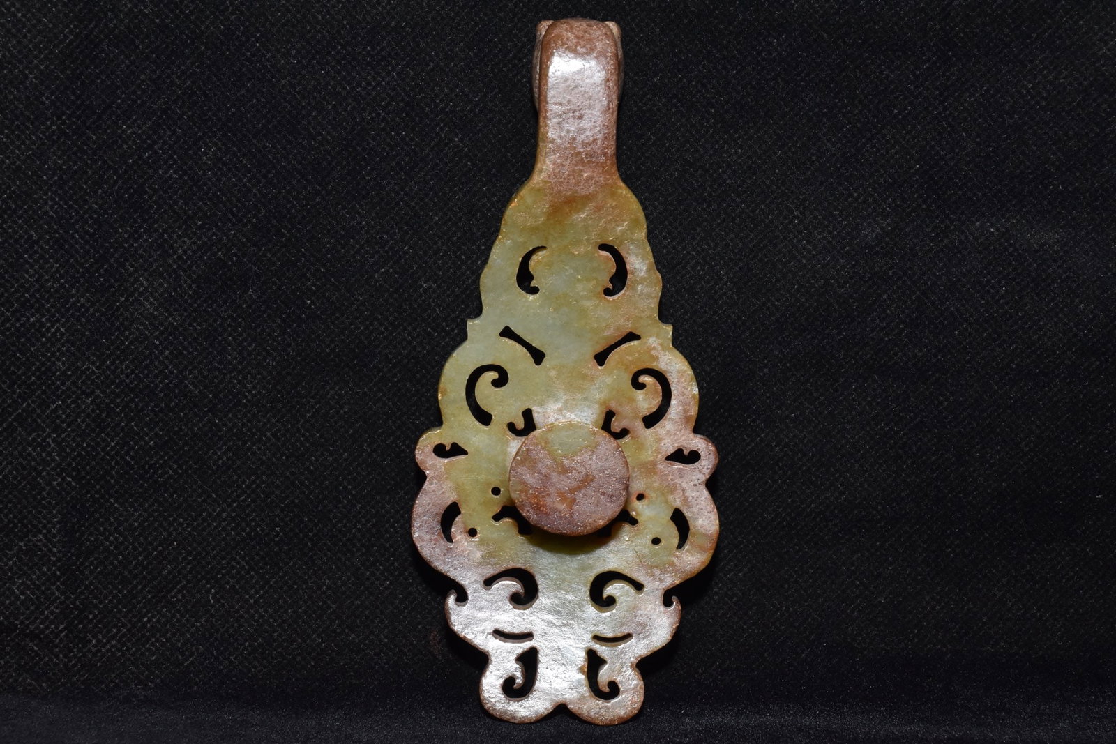 An Exquisite White Jade Dragon Pattern Beast-head Hook - 2