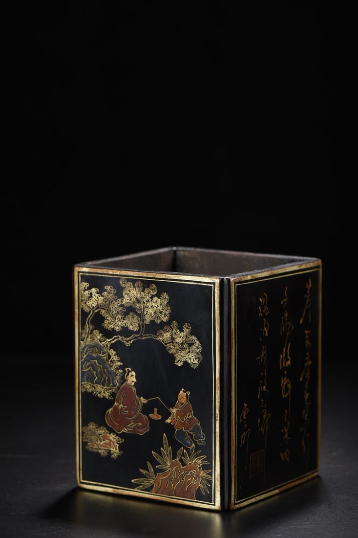 An Exquisite Wooden Painted Gold Lacquerware Character and Story Pattern Brush Pot,With Poem: An Exquisite Wooden Painted Gold Lacquerware Character and Story Pattern Brush Pot,With Poem,Qing