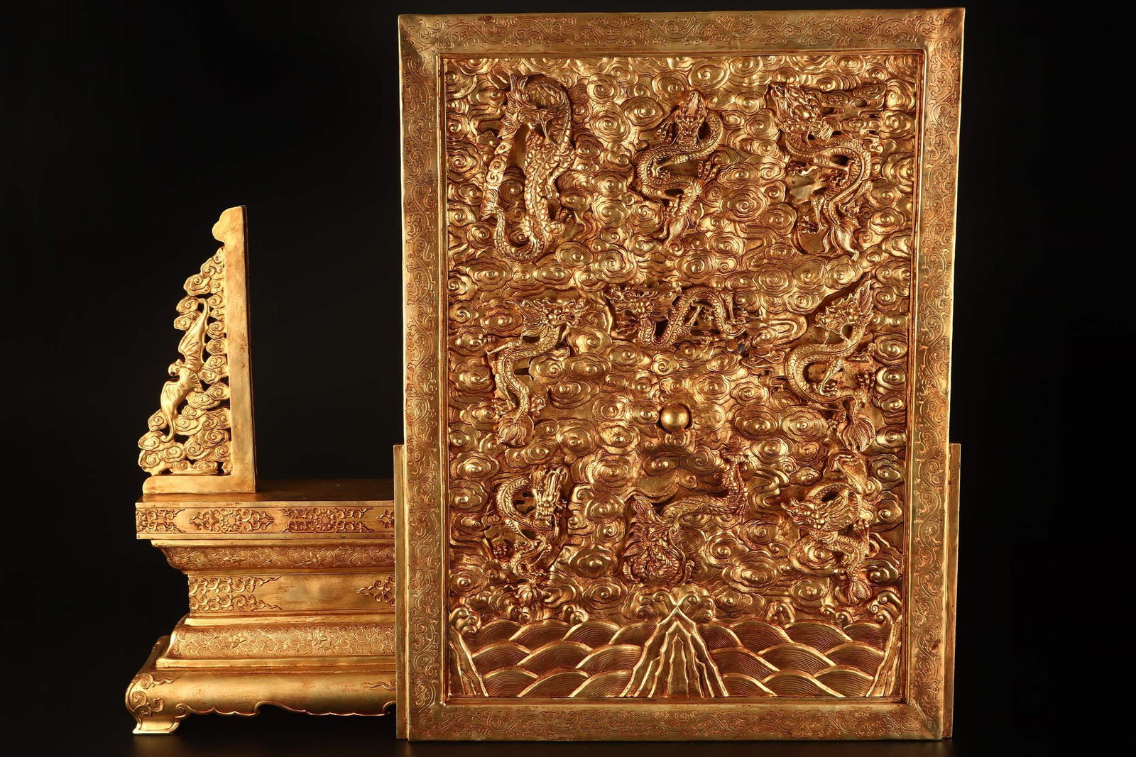 A Huge Gilt Bronze Auspicious Cloud and Dragon Pattern Table Screen - 4