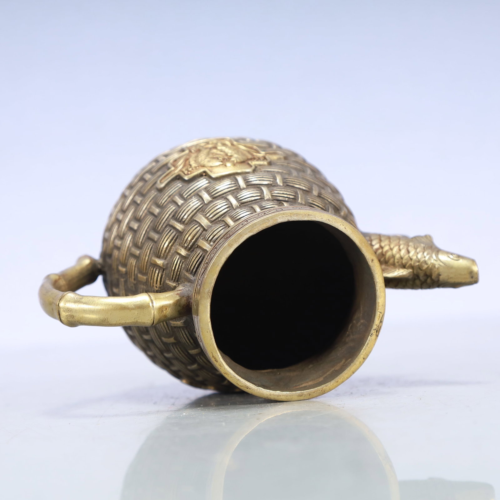 A Exquisite Gilt Silver Seawater Pattern Fish Pattern Ewer - 8