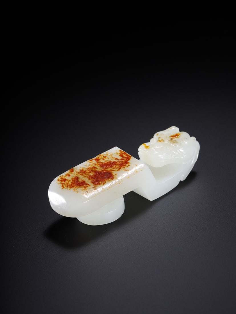 An Exquisite White Jade Dragon-head Hook: An Exquisite White Jade Dragon-head Hook,Qing