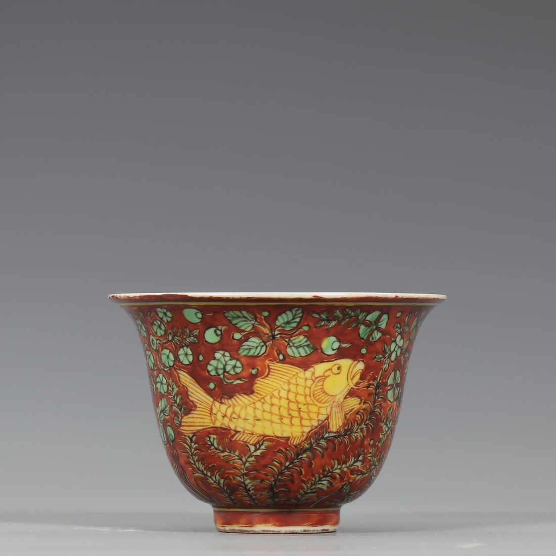 An Exquisite Red Ground Yellow Green Color Hornwort Pattern Bowl: An Exquisite Red Ground Yellow Green Color Hornwort Pattern Bowl,Ming Dynasty,China,Jiajing Six-character Mark,Size:3.7inx5.3in红地黄绿彩鱼藻纹碗,