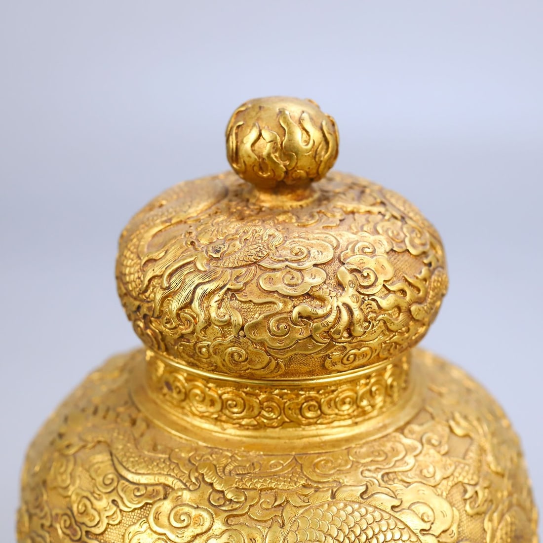 An Exquisite Gilt Copper Dragon Pattern Jar - 6