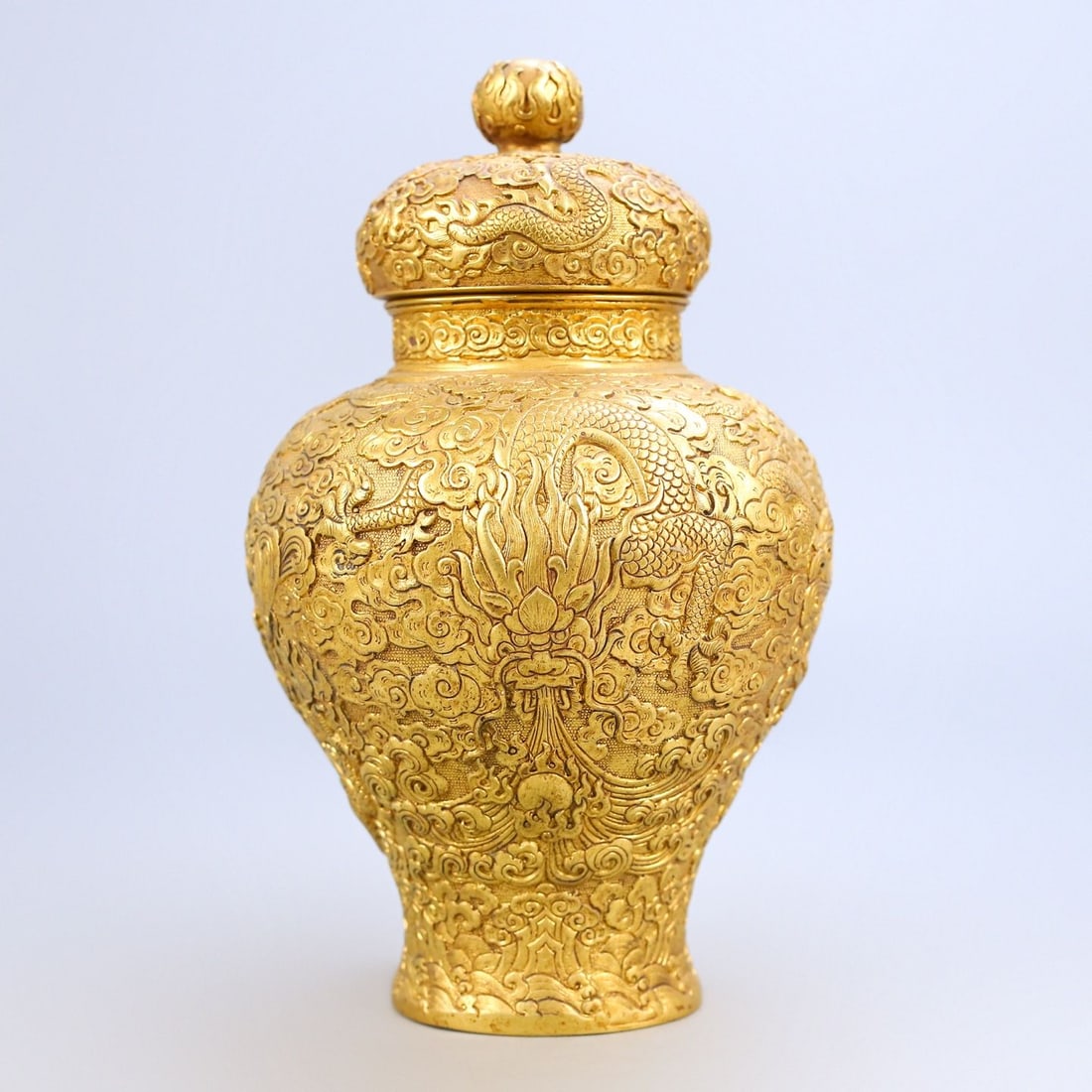 An Exquisite Gilt Copper Dragon Pattern Jar - 7