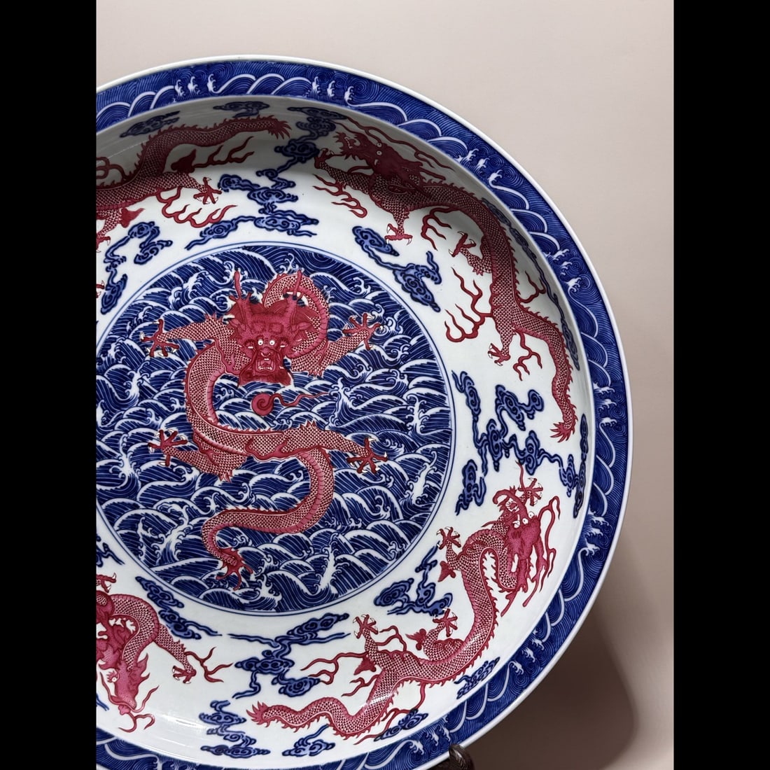 An Exquisite Blue and White Ruby Red-Glazed Dragon Pattern Plate - 3