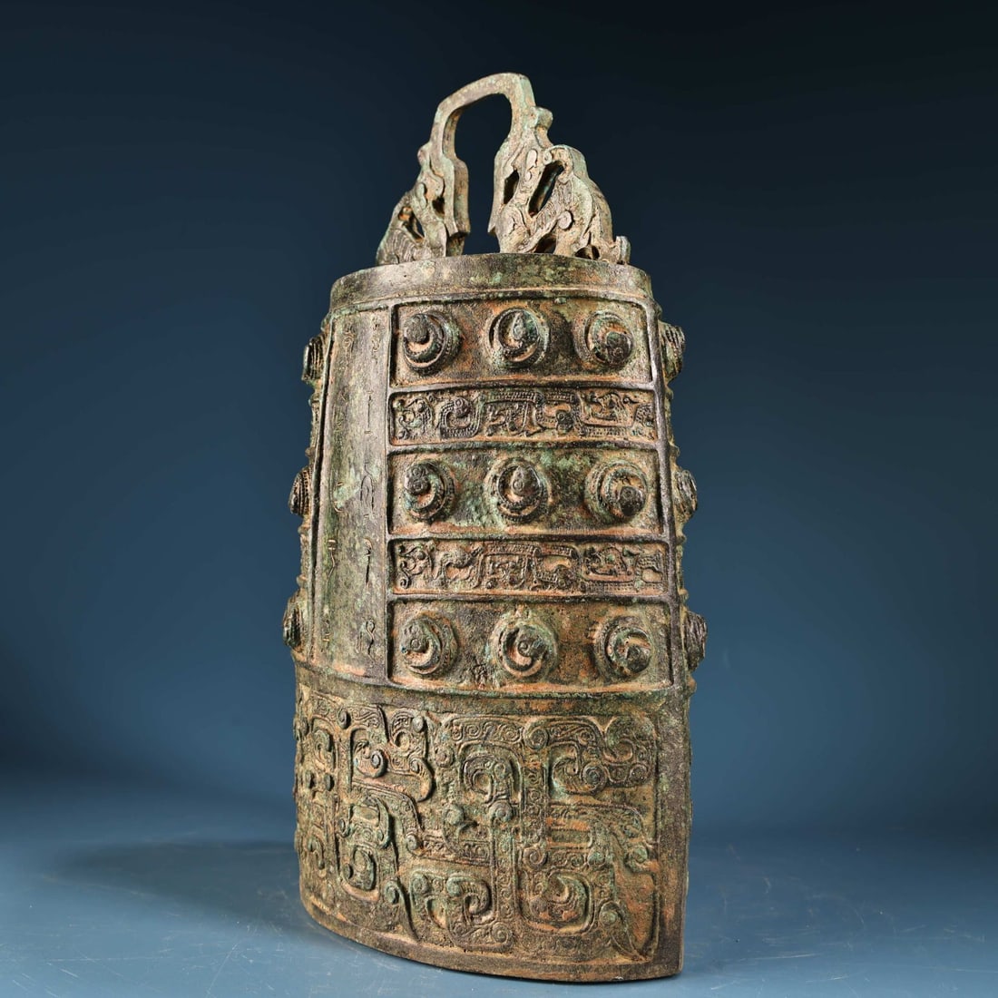 An Exquisite Bronze Chime - 2