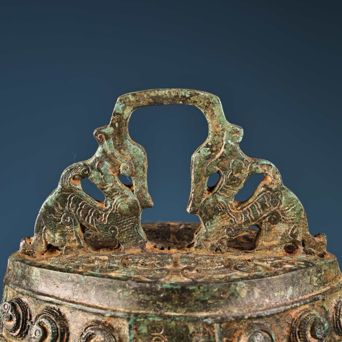 An Exquisite Bronze Chime - 4
