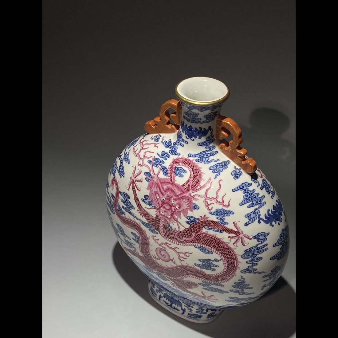 An Exquisite Blue and White Ruby Red-Glazed Dragon Pattern Vase - 6