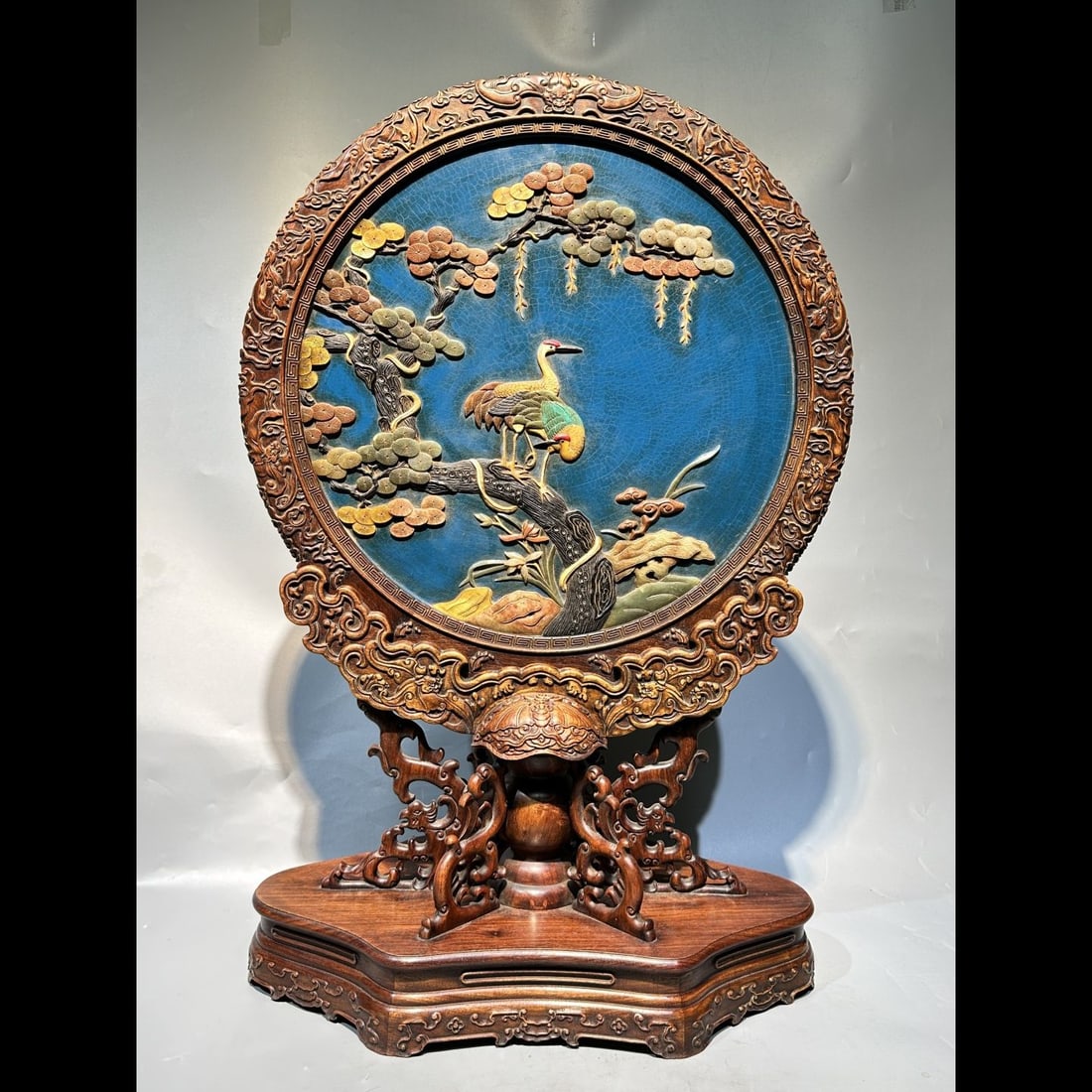 An Exquisite Huanghuali Wood Carved Inlaid Hundred Treasures Landscape Pattern Screen: An Exquisite Huanghuali Wood Carved Inlaid Hundred Treasures Landscape Pattern Screen,Qing Dynasty, China,Size:31.5inx19.7inx11in 黄花梨木雕百宝嵌ा