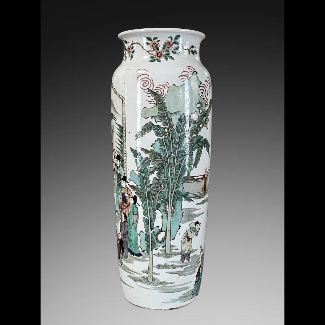 An Exquisite Wucai Figures Pattern Vase - 2