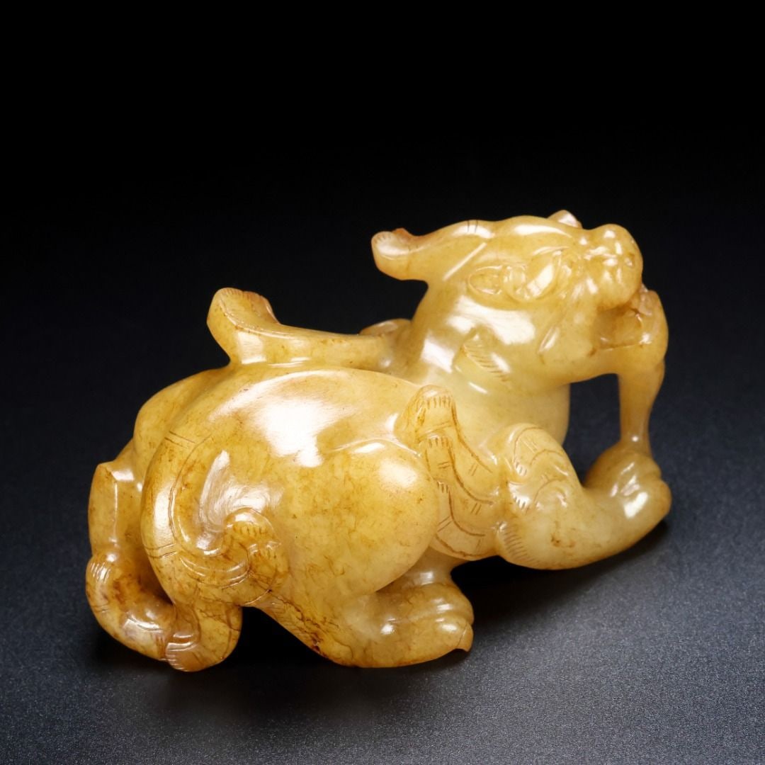 An Exquisite Hotan Jade Beast - 3