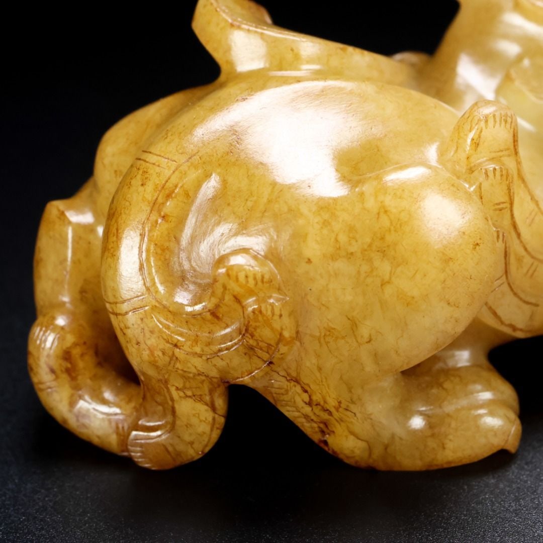 An Exquisite Hotan Jade Beast - 4