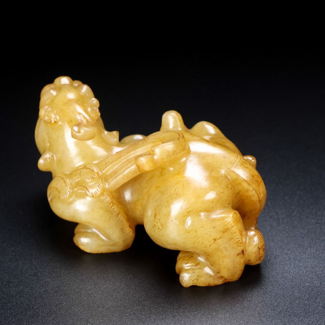 An Exquisite Hotan Jade Beast - 5