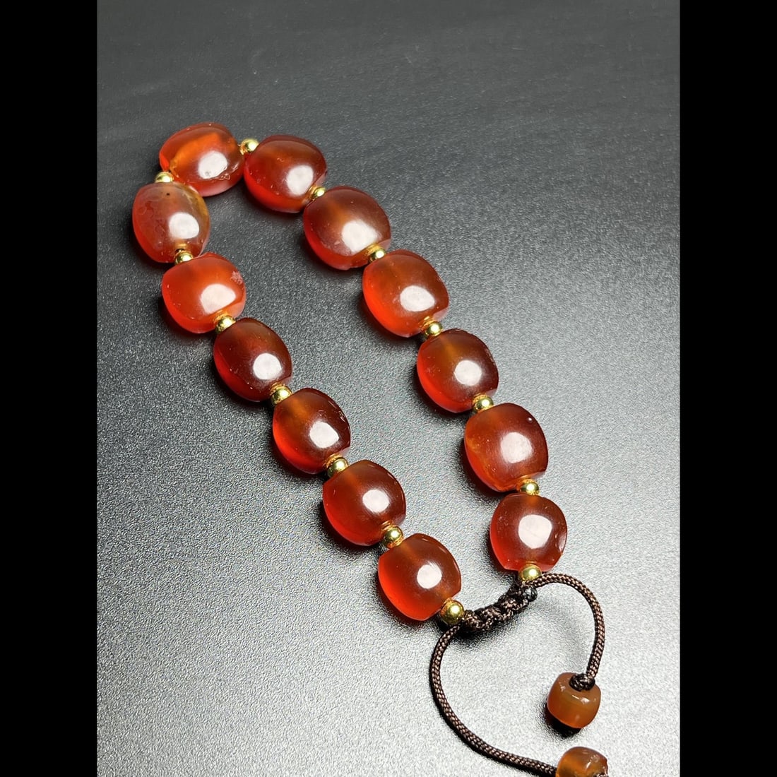 An Exquisite Agate Bracelets - 4