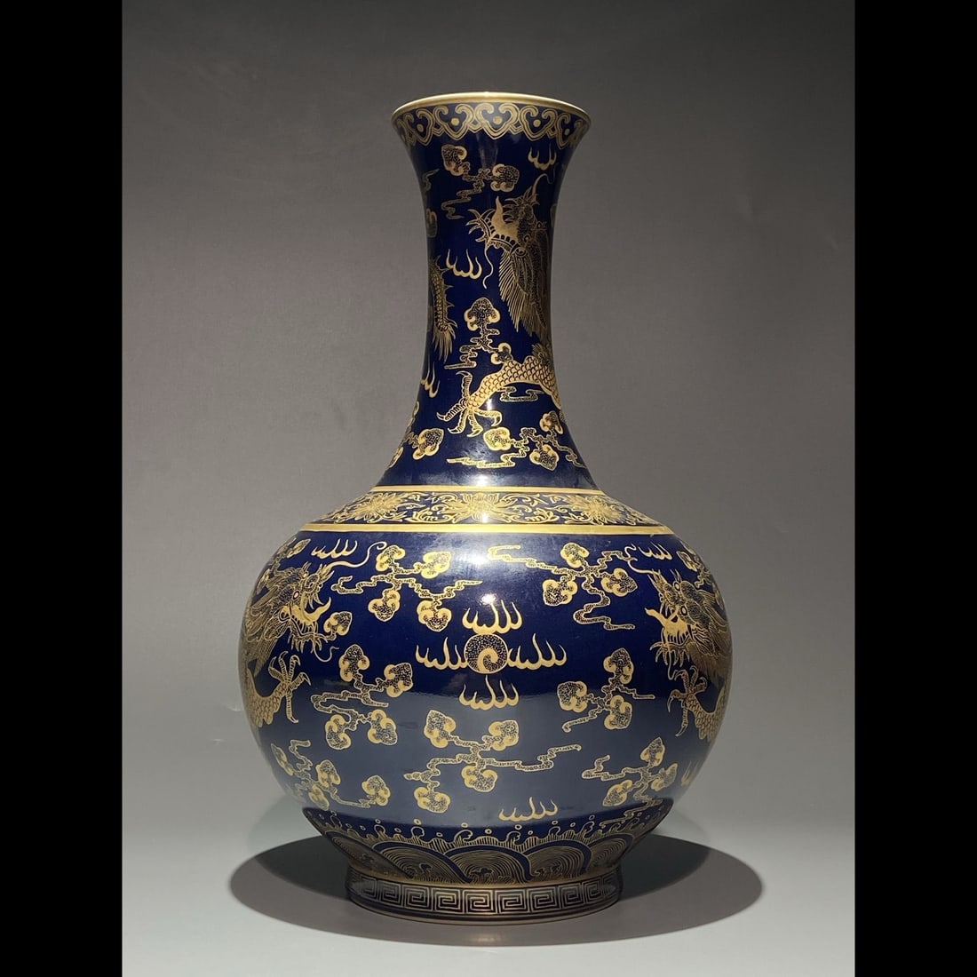 An Exquisite Ji Blue Glazed Painted Gold Dragon Pattern Vase: An Exquisite Ji Blue Glazed Painted Gold Dragon Pattern Vase,Qing Dynasty, China,Daoguang Six-character Mark,Size:15.7inx9.8in 霁蓝釉描金龙纹瓶,中