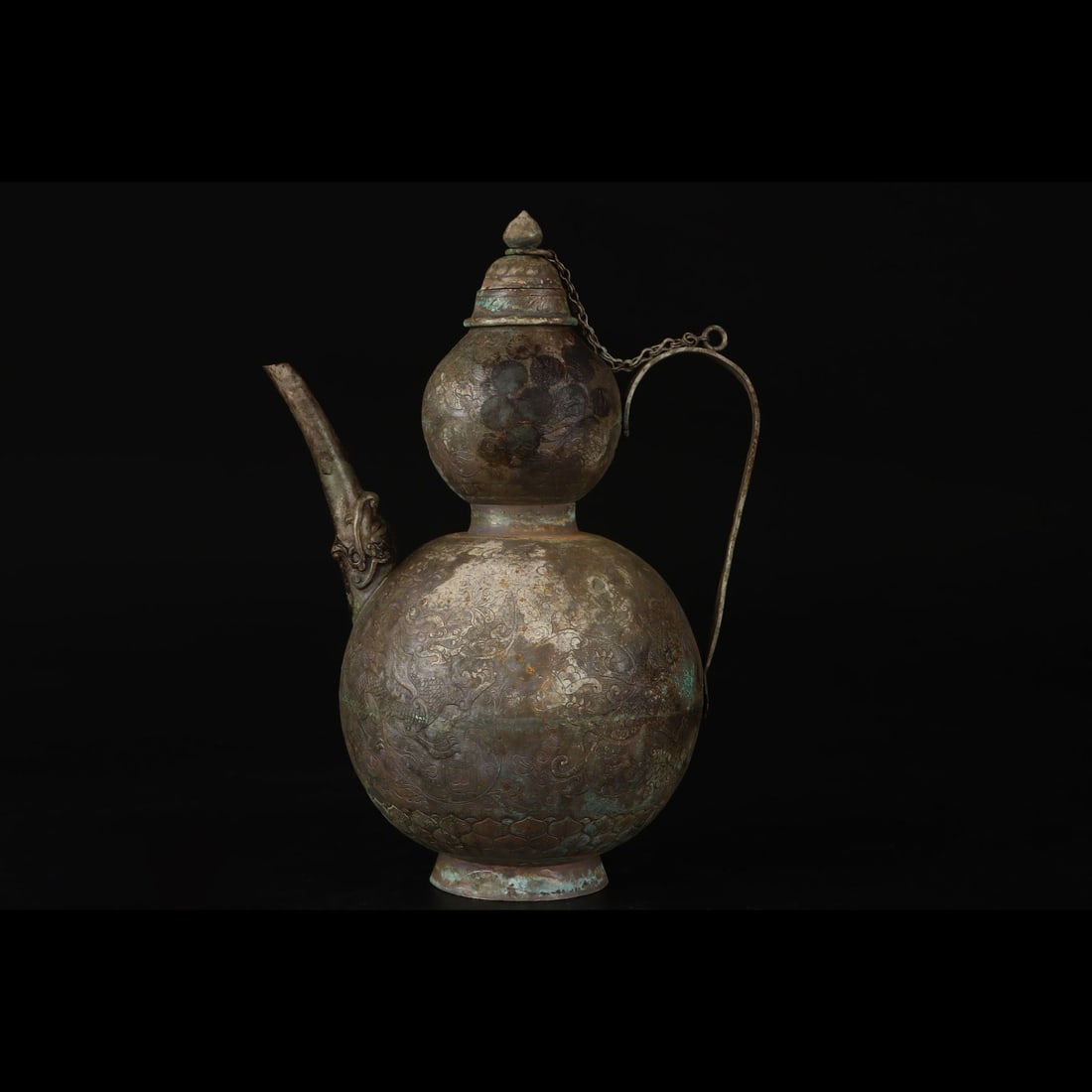 An Exquisite Black Silver Gourd Ewer (1 of 9)