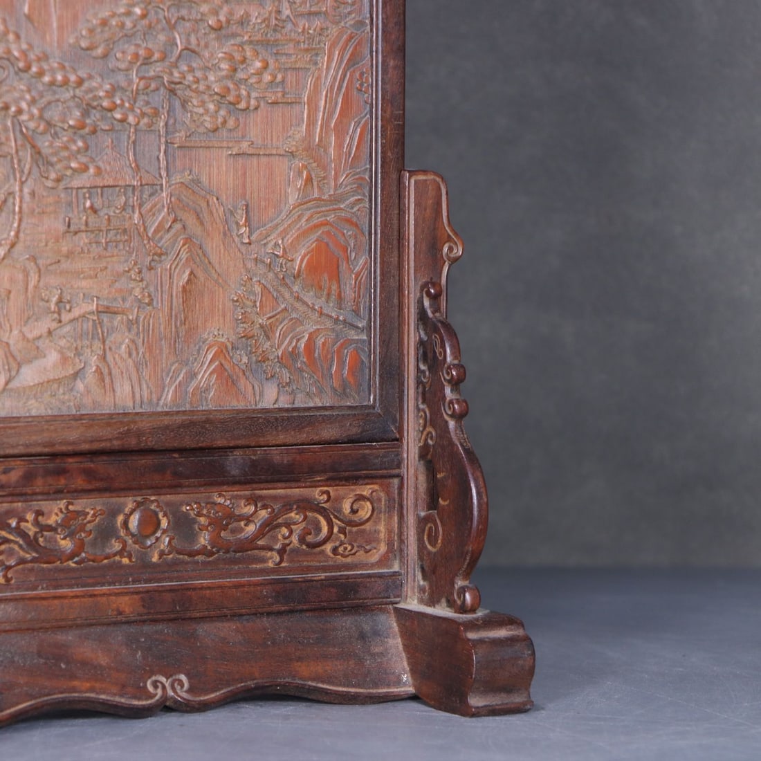 An Exquisite Bamboo Carved Landscape Pattern Table Screen - 8