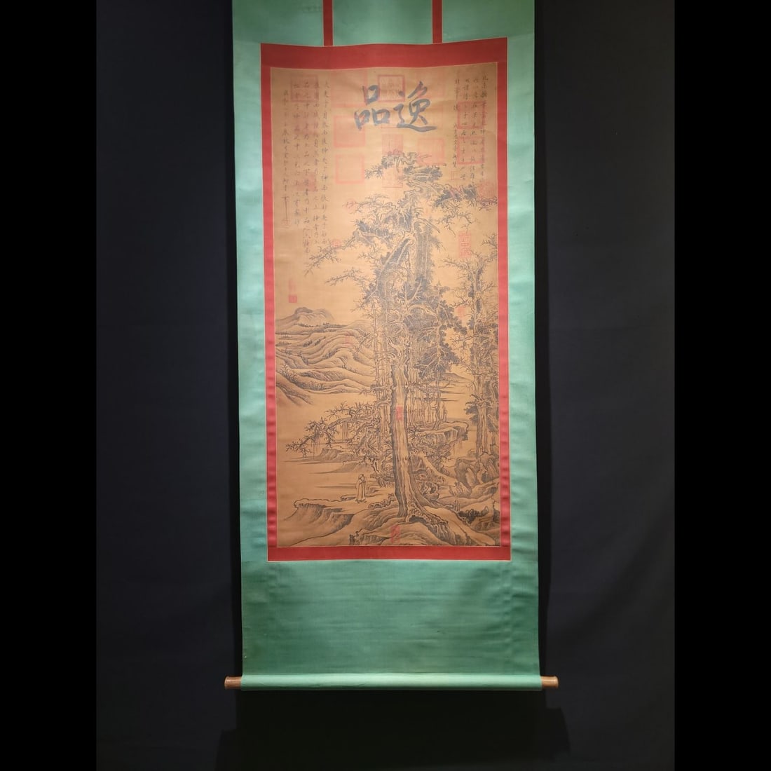 A Chinese Vertical Scroll Ink Painting of Landscape on Silk: A Chinese Vertical Scroll Ink Painting of Landscape on Silk,Tang Dynasty, China,Shangguan Wan'er,without frame size:25.6inx54.9in