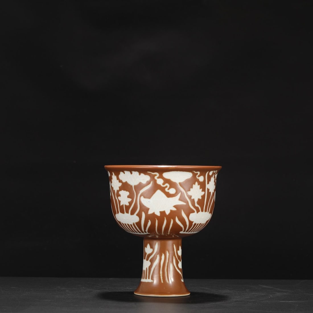 An Exquisite Aubergine Glazed Fish and Lotus Pattern Bowl: An Exquisite Aubergine Glazed Fish and Lotus Pattern Bowl,Ming Dynasty, China,Xuande Six‑character Mark,Size:6.7inx6.1in 紫金釉鱼藻纹碗,中国