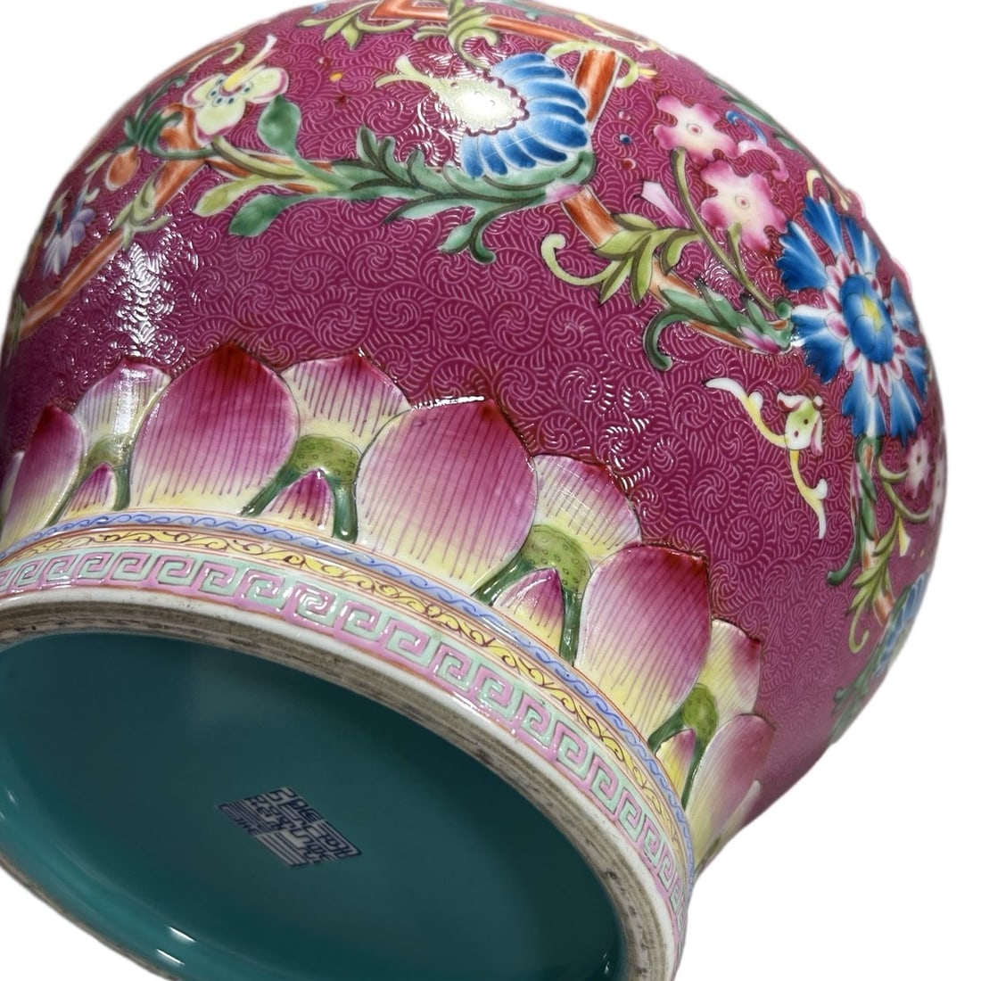 An Exquisite Enamel Lotus Pattern Jar - 5