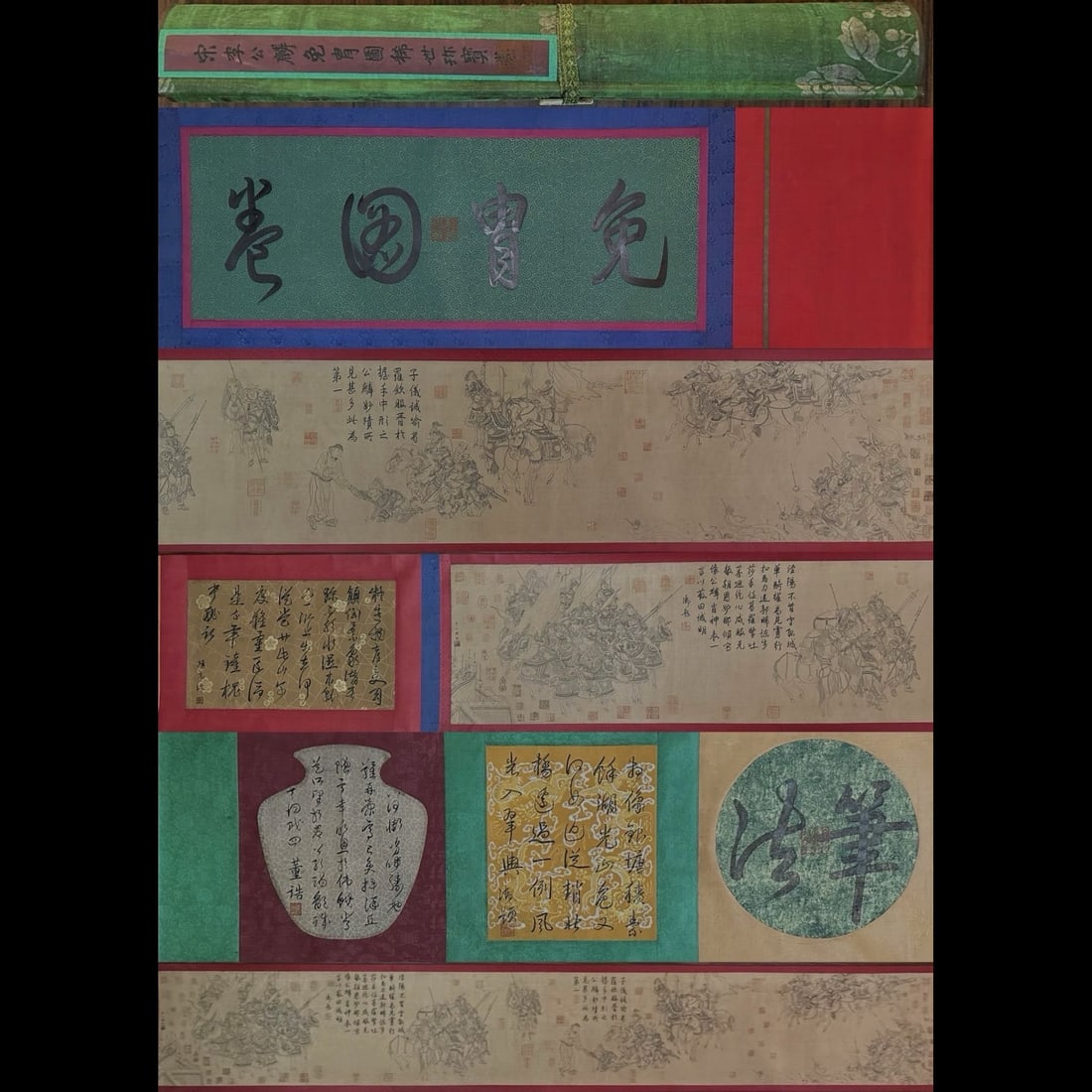 A Chinese Hand Scroll Ink Painting of Figures on Silk: A Chinese Hand Scroll Ink Painting of Figures on Silk,Song Dynasty, China,Li Gonglin,without frame size:18.1inx262.2in