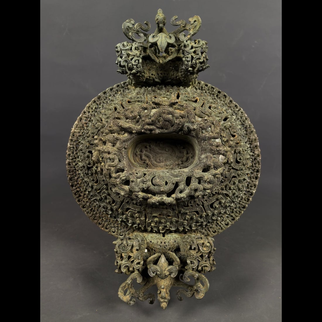 An Exquisite Bronze Dragon Pattern Jar - 3