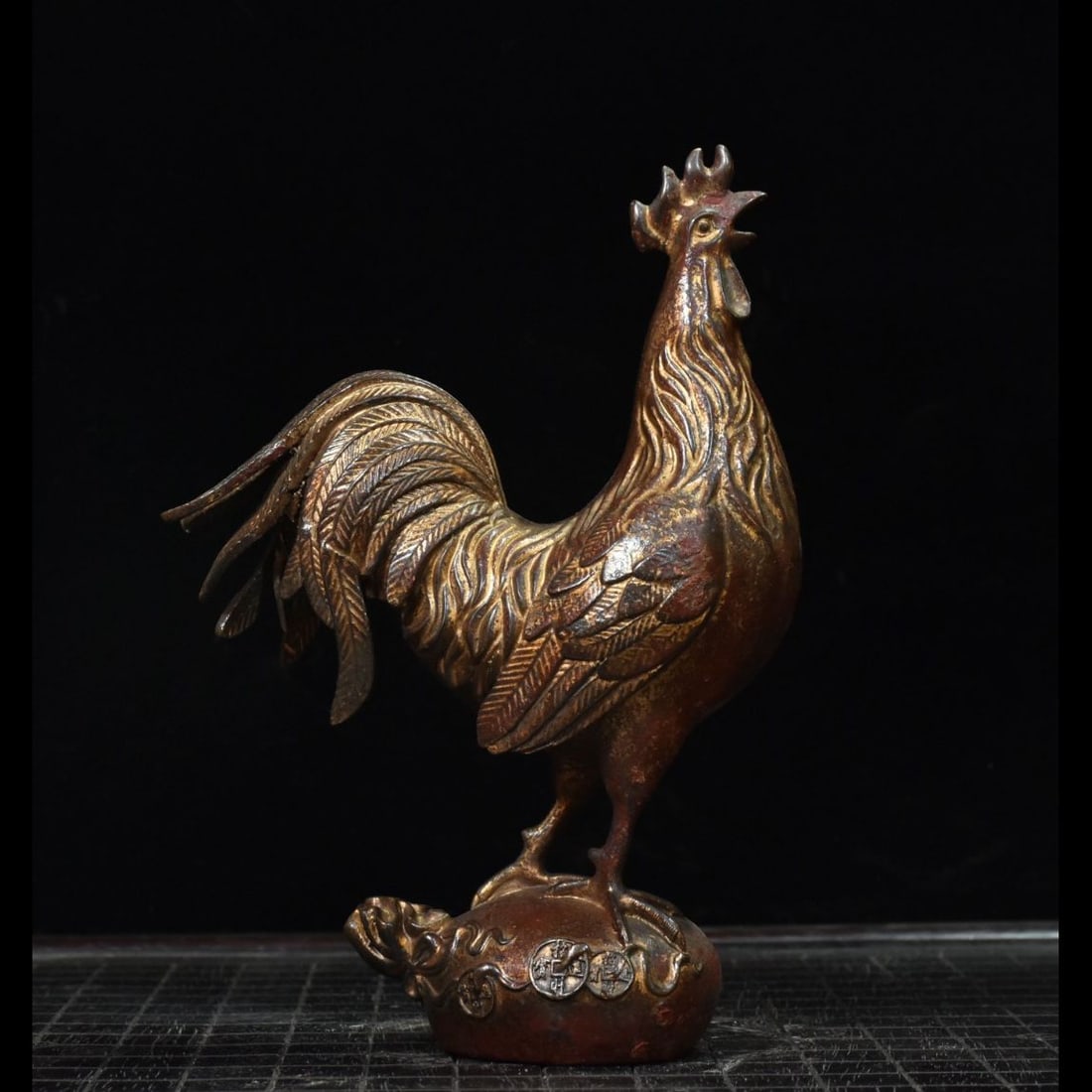 An Exquisite Bronze Slurried-Gold Fowl Ornament: An Exquisite Bronze Slurried-Gold Fowl Ornament,Qing Dynasty, China,Size:9.1inx6.3inx2.8in,Weight:1000g 铜泥金鸡摆件,中国清代
