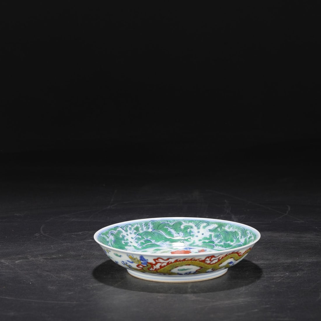An Exquisite Doucai Flower Pattern Plate - 2