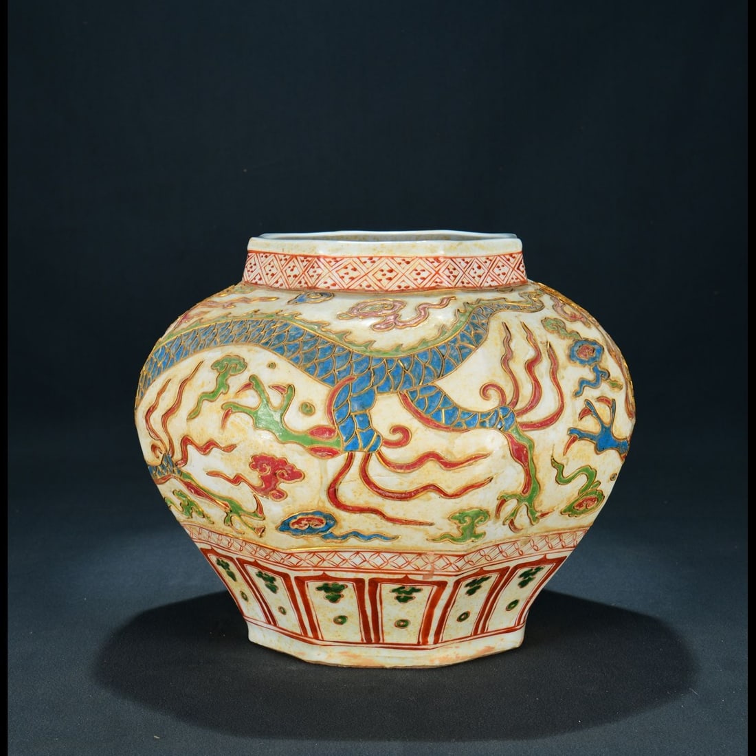 An Exquisite Wucai Dragon Pattern Octagonal Jar - 3