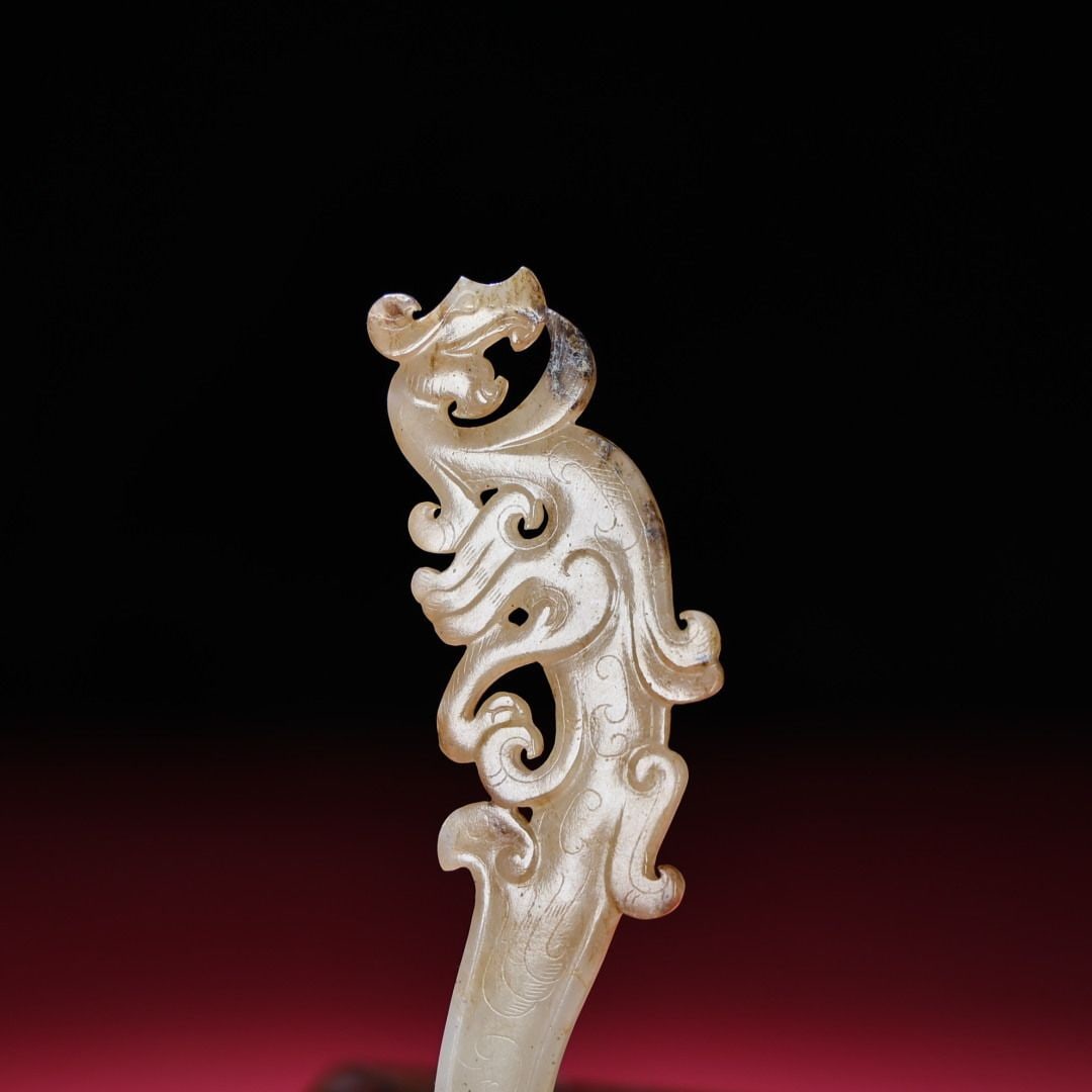 An Exquisite Hotan Jade Accessory - 4