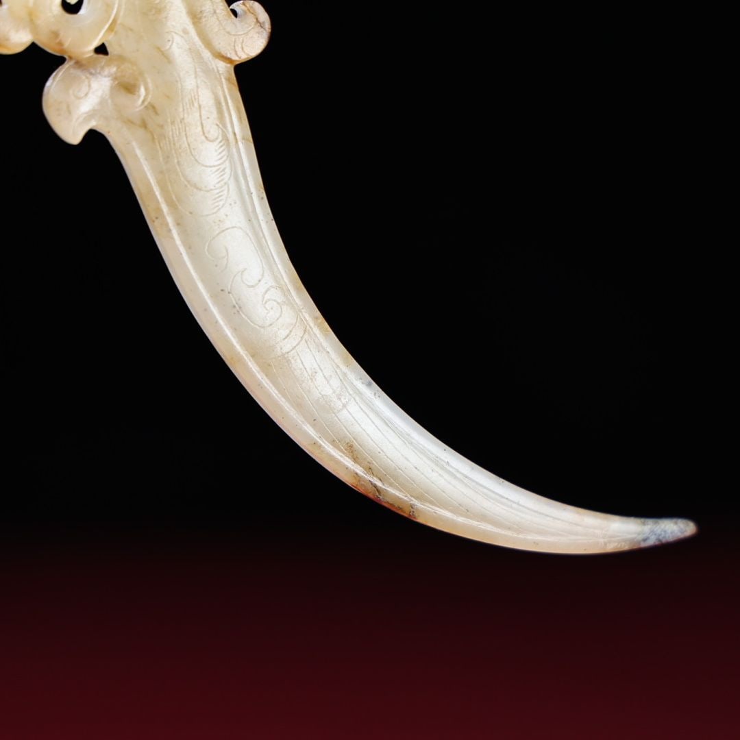An Exquisite Hotan Jade Accessory - 8
