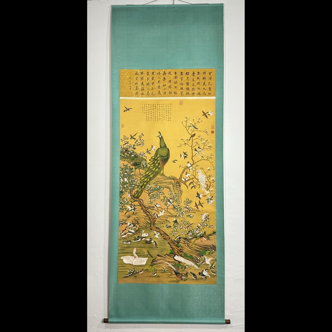 A Chinese Vertical Scroll Ink Flower and Bird Painting on Silk: A Chinese Vertical Scroll Ink Flower and Bird Painting on Silk,Qing Dynasty, China,Giuseppe Castiglione,without frame size:66.1inx35.4in 一幅中国水墨绢本