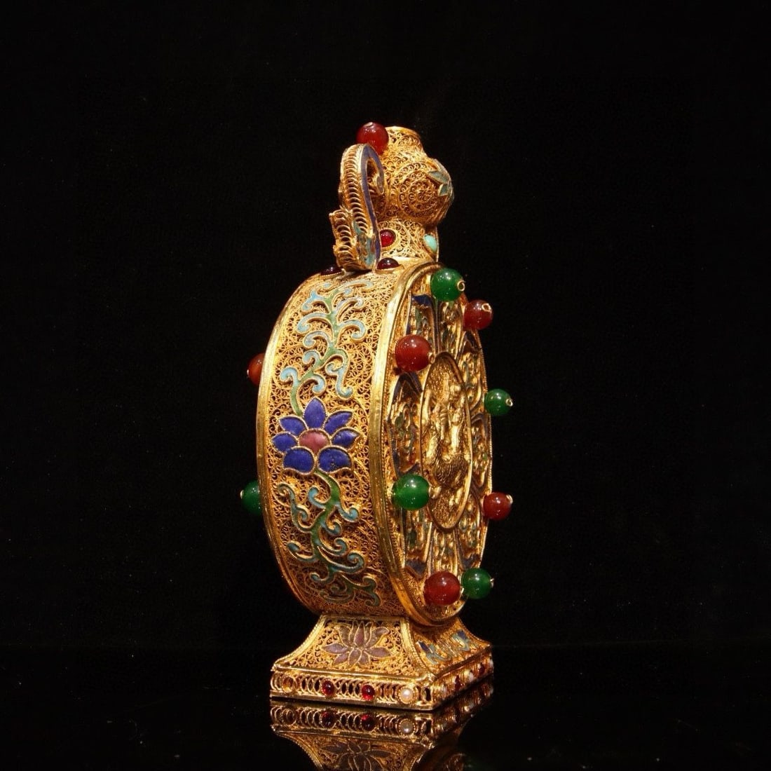 An Exquisite Gilt Bronze Auspicious Beast Pattern Ewer - 8