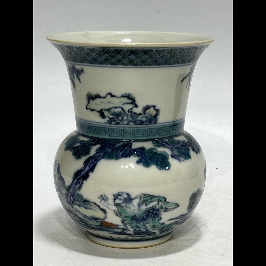 An Exquisite Doucai Figures Pattern Basin - 3