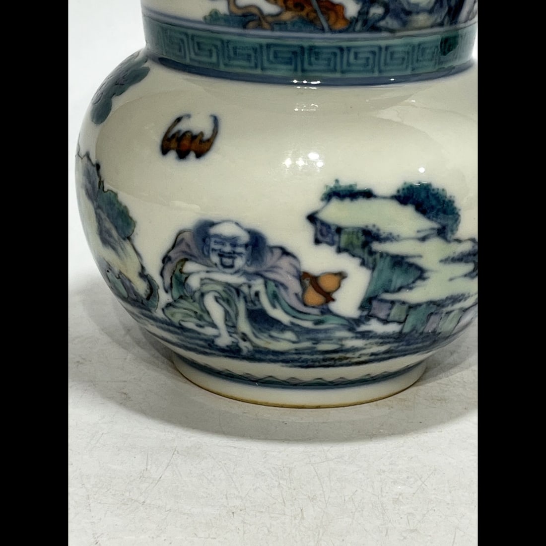 An Exquisite Doucai Figures Pattern Basin - 7