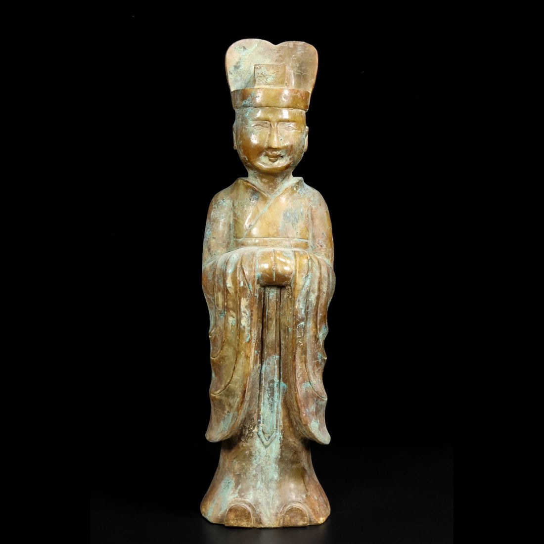 An Exquisite Hotan Jade Figures Ornament: An Exquisite Hotan Jade Figures Ornament,Han Dynasty, China,Size:4.3inx3.5inx15.7in,Weight:5591g 和田玉人摆件,中国汉代