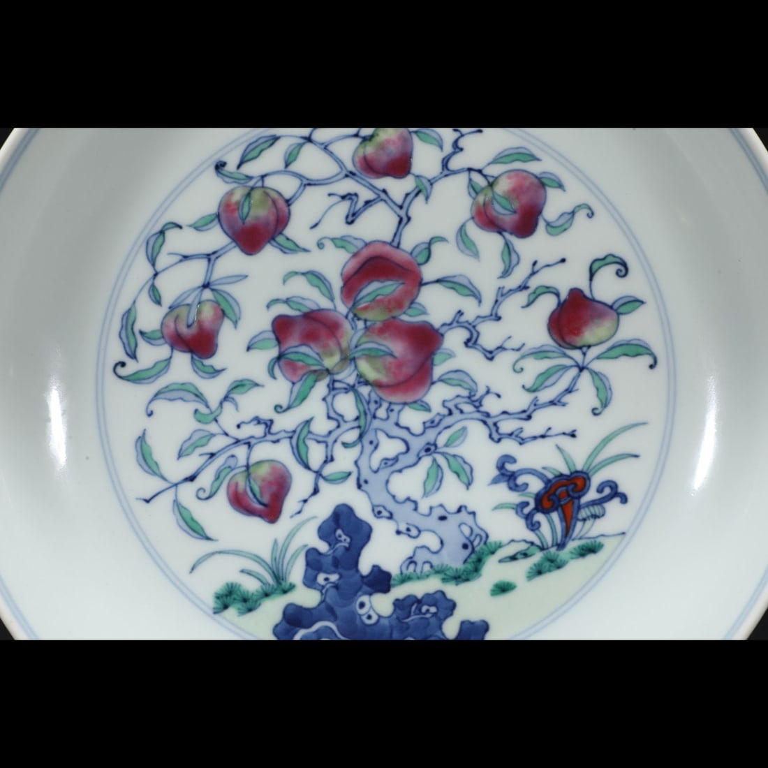 An Exquisite Doucai Peach Pattern Plate - 3