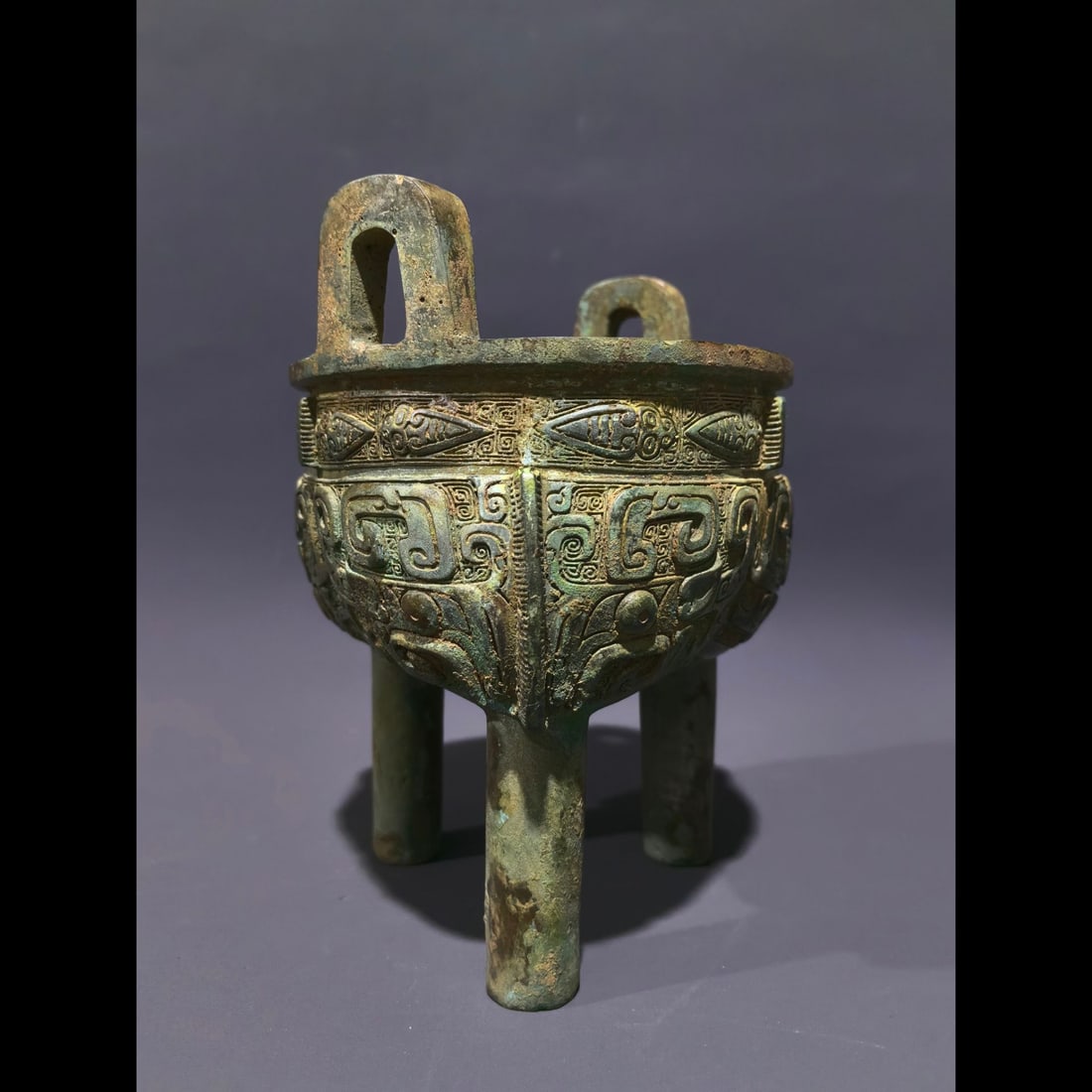 An Exquisite Bronze Beast‑Face Pattern Censer - 2