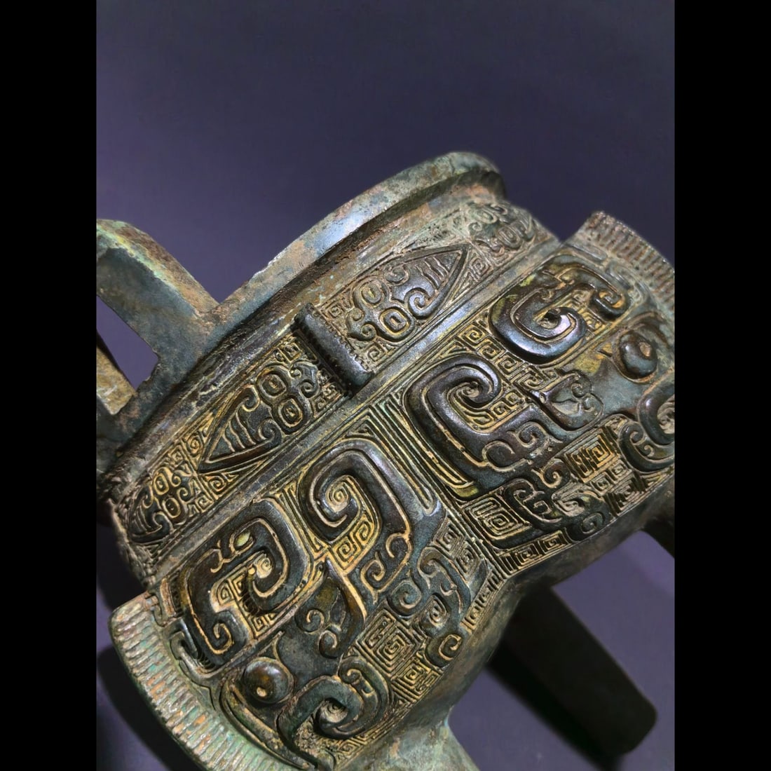 An Exquisite Bronze Beast‑Face Pattern Censer - 4