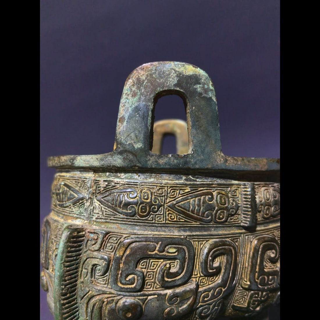 An Exquisite Bronze Beast‑Face Pattern Censer - 6