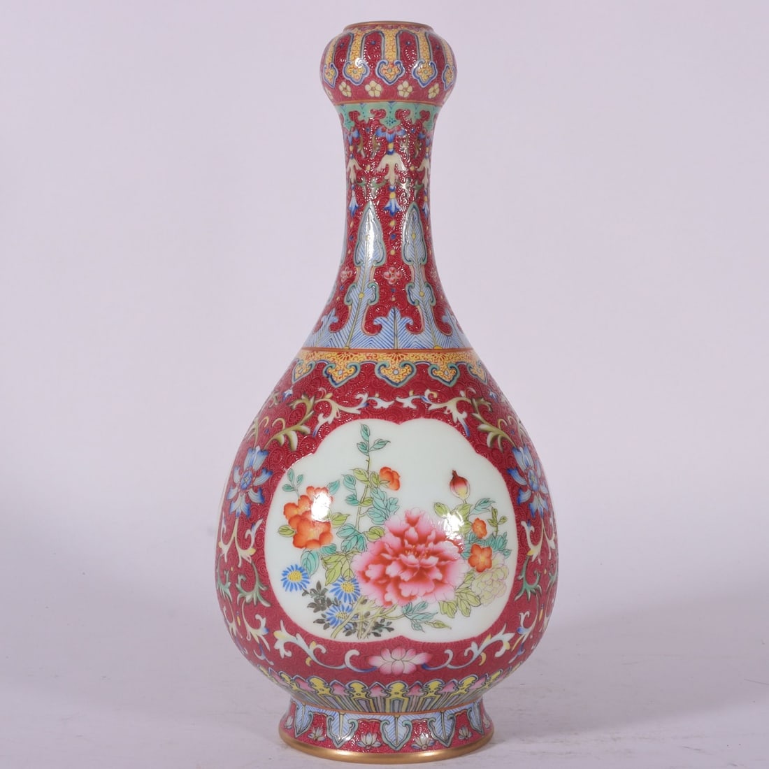 An Exquisite Famille-Rose Ruby Red-Glazed Flower Pattern Vase: An Exquisite Famille-Rose Ruby Red-Glazed Flower Pattern Vase,Qing Dynasty, China,Qianlong Four-character Mark,Size:11.1inx1.4inx5.1inx3.5in 粉彩胭脂红花卉